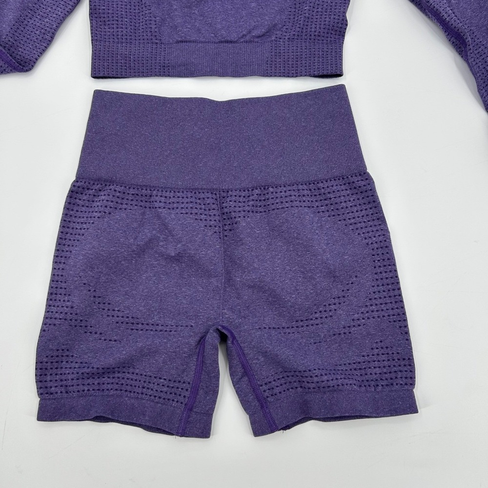 Gymshark Vital Seamless 2.0 Purple Long Sleeve Crop Top and Shorts Set Womens XS - Picture 11 of 12